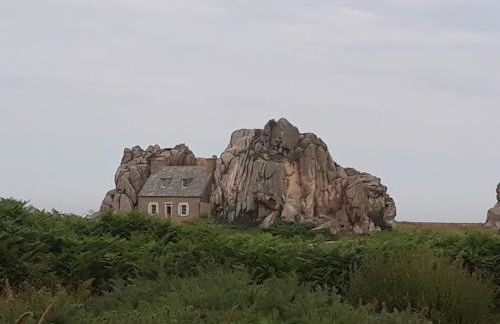 TY ANN maison avec jardin clos de mur, à proximité des commerces et à 3km des plages - Foto 31