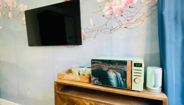 New studio flat overlooking city centre - Foto 3