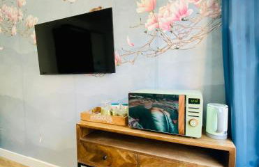 New studio flat overlooking city centre - Foto 3