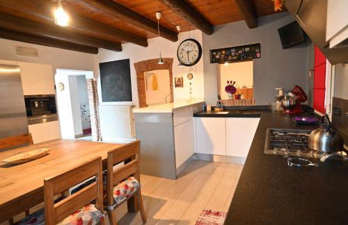 CA CENTOSA ARTISTIC HOUSE villa storica ristrutturata con patio e giardino - Photo 22