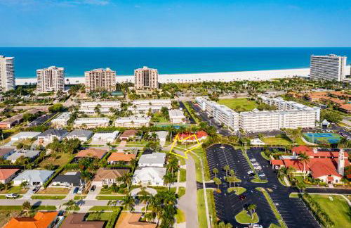 Chez Flamingo I Walk to Beach I Pet Friendly - Foto 26