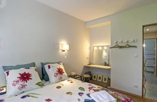 Gîte moderne avec parking sécurisé et jardin privé - FR-1-496-316 - Foto 6