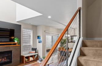 THE PENDLETON - Walkable - Arcade Loft - Modern- Light & Bright - Photo 23