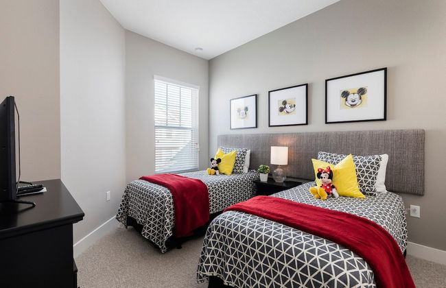 4 BR 4 BA Villa 5min Disneyworld 1804ft Gym - Foto 11