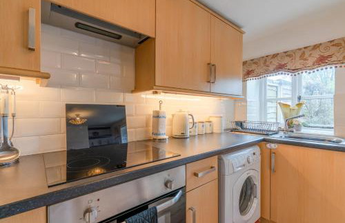 Forsythia Cottage - Photo 8