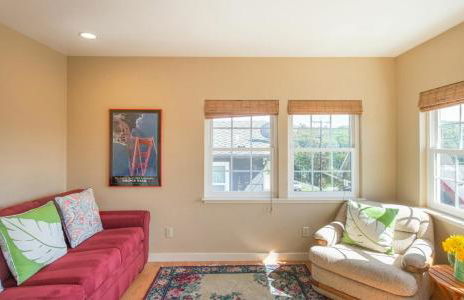 Sea Breeze! Walk to Beach!! In the Village! BBQ! Fast WiFi!! Dog Friendly! - Foto 23