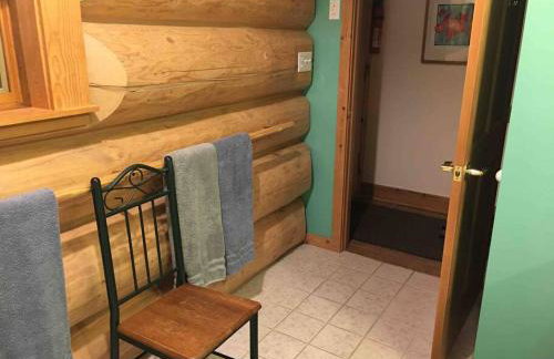 Turnagain View Lodge and Wedding Venue - Photo 38