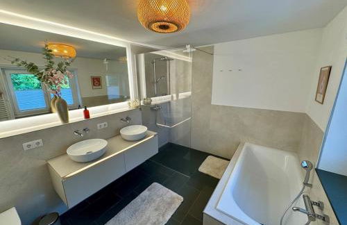 Wohlfühlwohnung mit Garten bei Hamburg - Foto 2