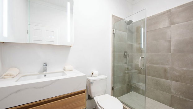 Tranquil Waters: Private Oceanfront Retreat - Foto 3, Habitación