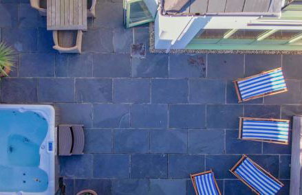 Point View - Award Winning Apartments with Private Hot Tub & Parking - Foto 25