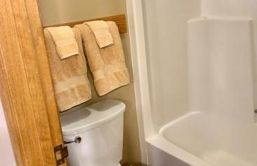 Charming Lutsen Mountain Townhome with Pool Access - Foto 16