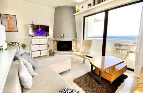 Nice Seafront Flat - Beach Port Athens Airport - Foto 1