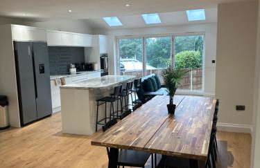 5 bedroom house in Orpington bromley - Photo 1