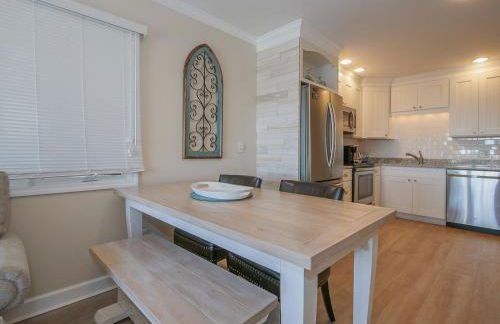 Direct Oceanfront Private Villa Overlooking Pool/Beach - South Forest Beach - Right next to Coligny Plaza - Foto 11