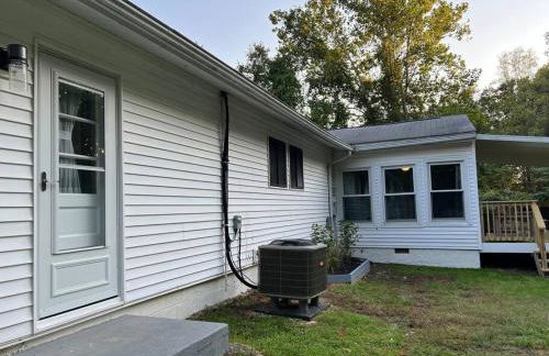 Quantico Graduation Home Visit DC 5 bedrooms 2 King Beds Stafford - Foto 13