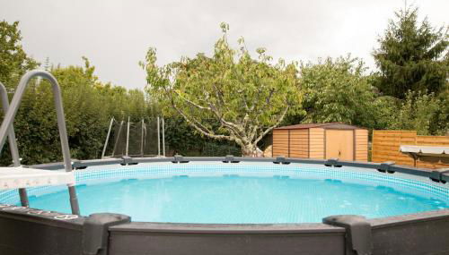 Plain pied climatisé piscine idéalement situé - Foto 2