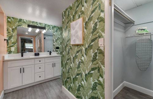 Cozy Orlando Studio with Jacuzzi, Fire Pit, and BBQ - Foto 11