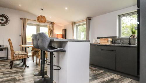 Box Tree Escapes - Photo 5