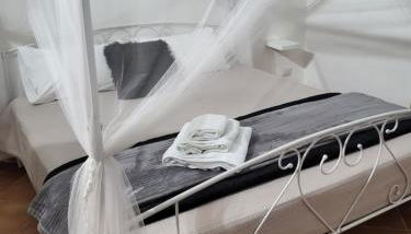 Nel Vicolo - Photo 2