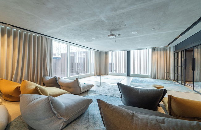 Cozy 2BD Work in Style Dubai Hills - Photo 47