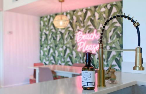 Beach Please condo 2 bedroom 2 bath sleeps 6 - Foto 2