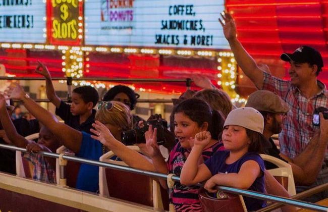 Open-Top Bus Night Tour - Photo 2