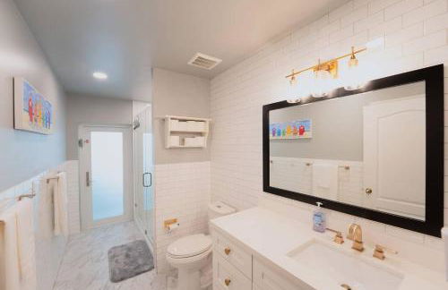 Poolside Miami Paradise with BBQ & Outdoor Lounge - Foto 34