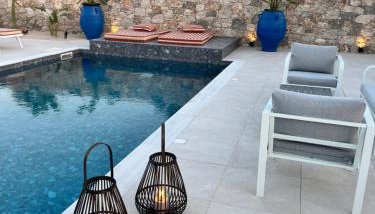 Cora May Central Villa with private pool 200m to the beach - Foto 1