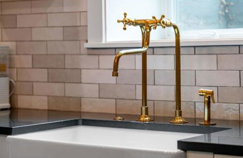 8ft Ceilings Basement Sauna Retreat - Foto 14