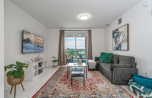 Stylish Apt with Pool and Gym near beach - Foto 31