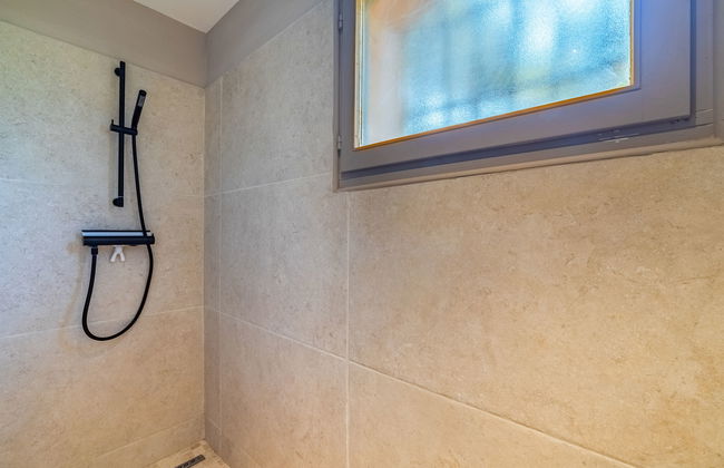 3 bedroom House in Bormes-les-Mimosas with private pool and garden - Photo 21