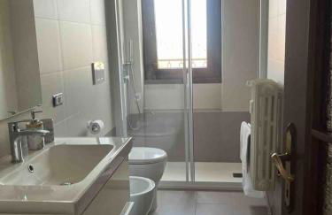 Simona Home Milano -Bocconi,Naviglio,Duomo,Milano-Cortina,IEO,IULM,Assago Forum - Foto 4