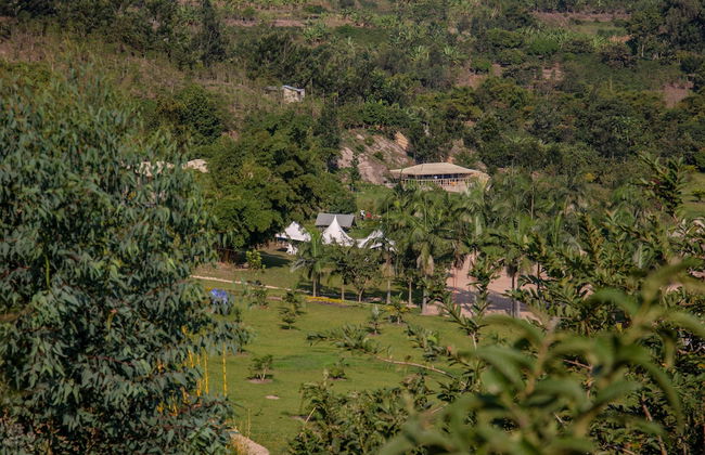 Room in Lodge - Find a Quiet Beach Resort at Rushel Kivu Resort! - Foto 15
