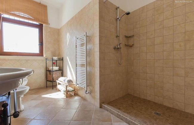 296 Casale Tipico con Piscina a Santa Maria al Bagno - Foto 41
