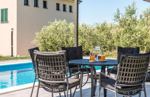 Holiday House OLIVE GROVE with pool and garden - Foto 38