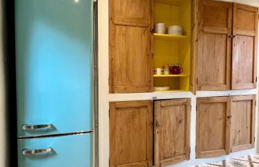 Sherlock Holmes Historic House - Photo 20