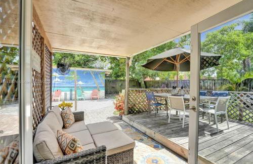 Tropical Oasis - BBQ and Beach-Inspired Nook - Foto 16