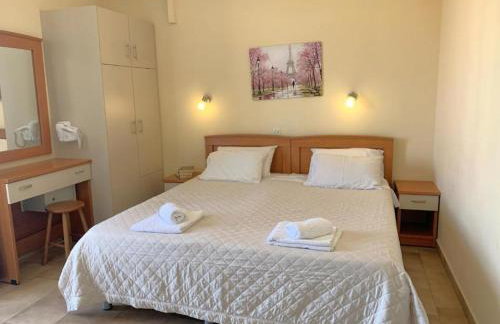 Dionysios Studios - Foto 47