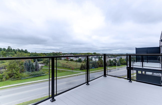 Kanata Lakes Apartments by Corporate Stays - Photo 12