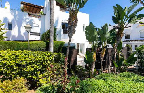 MARBELLA HOME RENTALS - Beachside, 3BR Townhouse - Foto 10