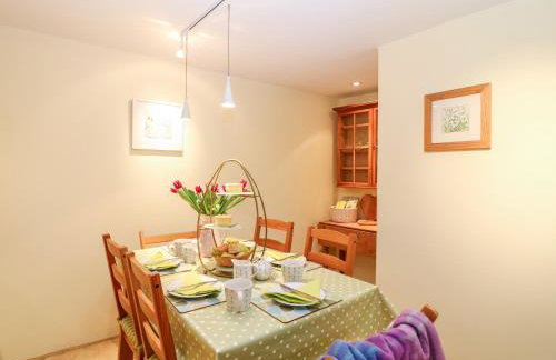 Fox Hat Cottage - Photo 9