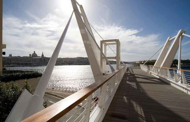 Seafront Luxury Apartment Incl Pool - Foto 26