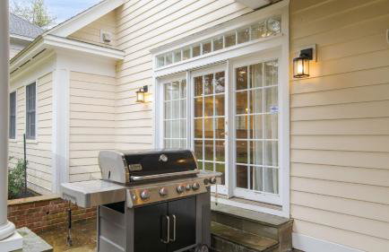 Secluded Estate Optional Guest House, Pond, Playroom, Gym & Theater Sunny Pond by Avantstay - Foto 105