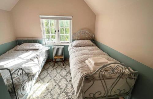 The Cottage, Marlow - Photo 26