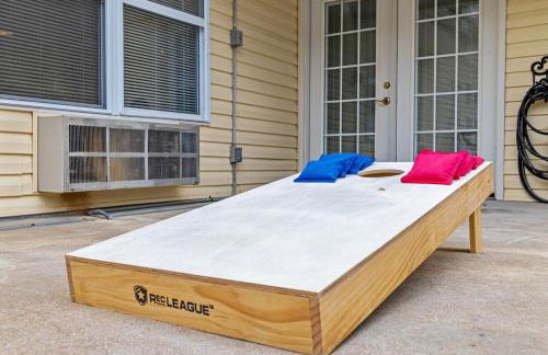 Imperial Porch Haven Cozy Fire Pit Fenced Yard - Foto 74