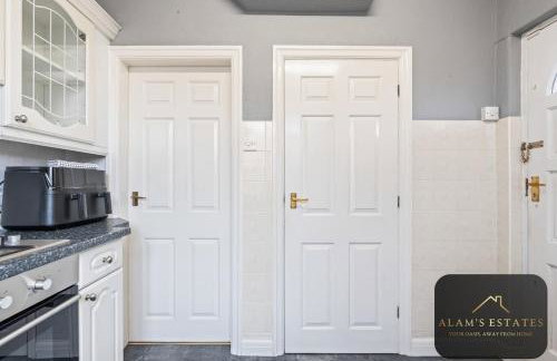 Roundhay Home 4-Bed with Free Parking WI-FI - Foto 38