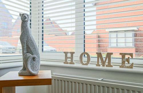 4 bed house in Milton Keynes - freeparking - wifi - Foto 10