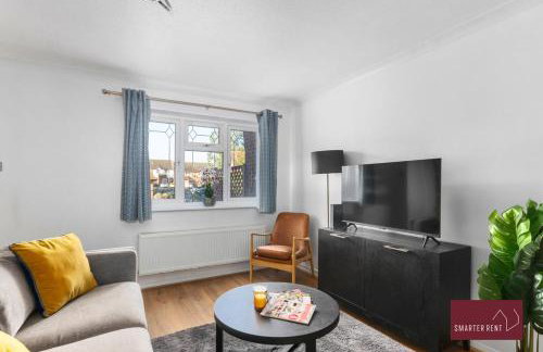 Guildford - Two Bed House - Photo 3