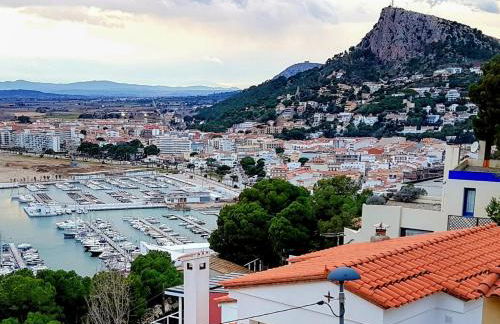 El Balcón de las Medes - Photo 2