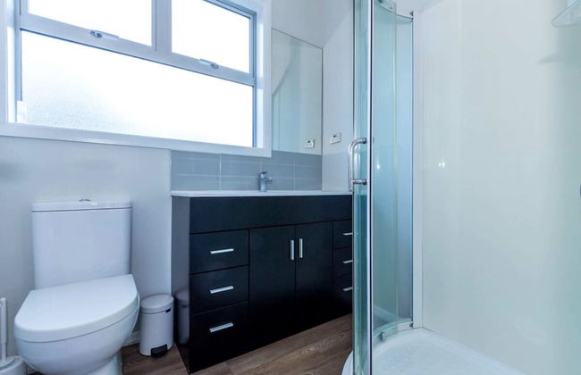 Sunny, Character 2 Bedroom Home - Mission Bay - Photo 12